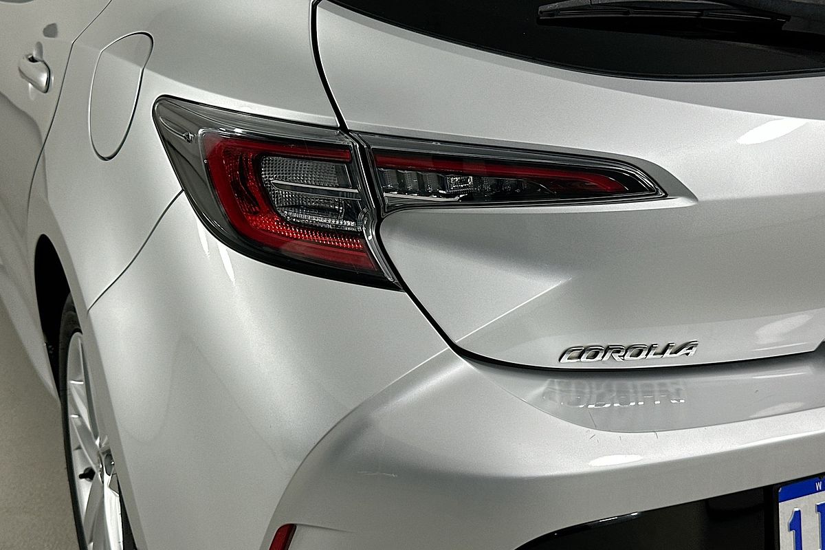 2019 Toyota COROLLA ASCENT SPORT HYBRID ZWE211R