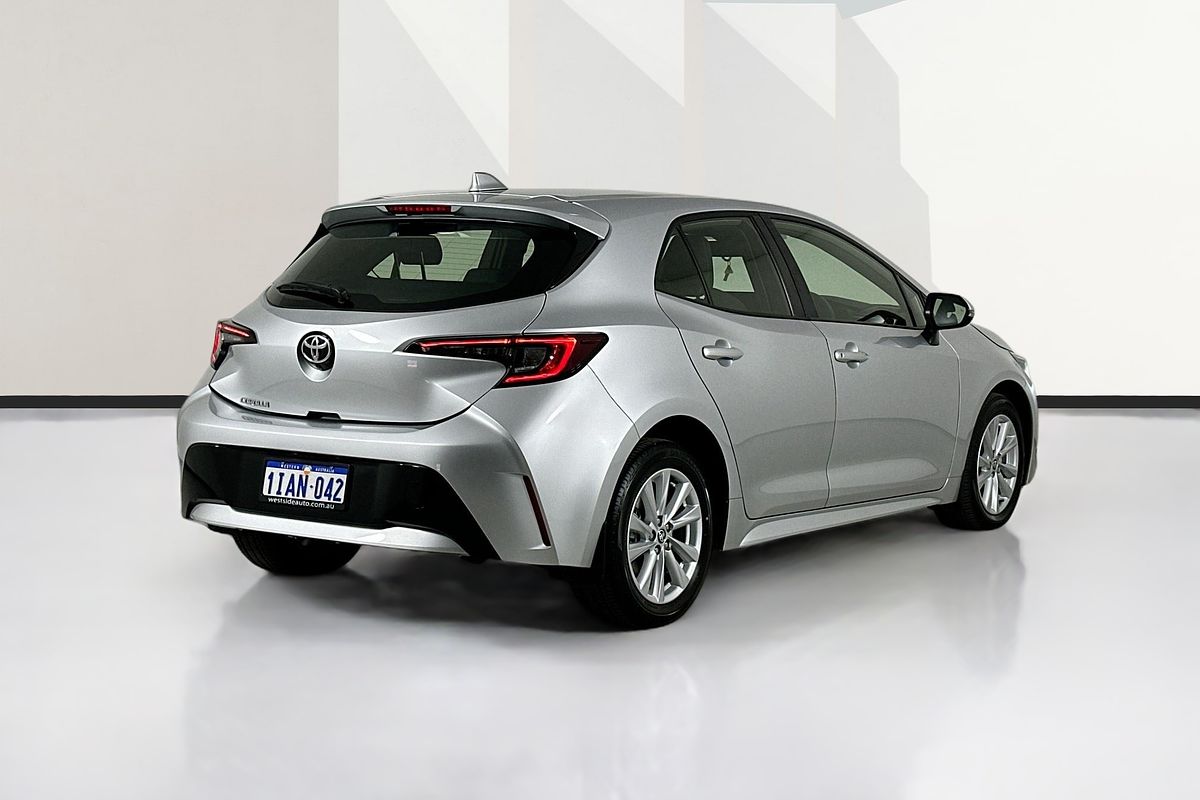 2023 Toyota COROLLA ASCENT SPORT MZEA12R
