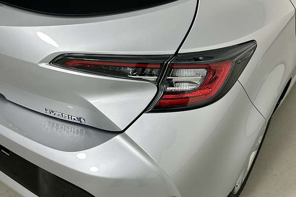 2020 Toyota COROLLA ASCENT SPORT HYBRID ZWE211R
