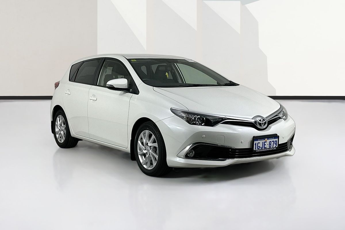 2017 Toyota COROLLA Ascent Sport ZRE182R