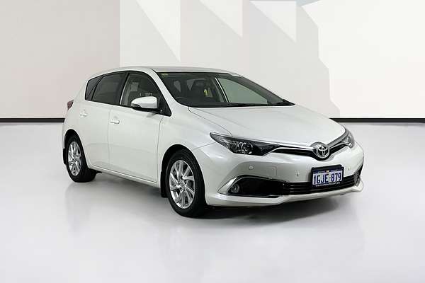 2017 Toyota COROLLA Ascent Sport ZRE182R