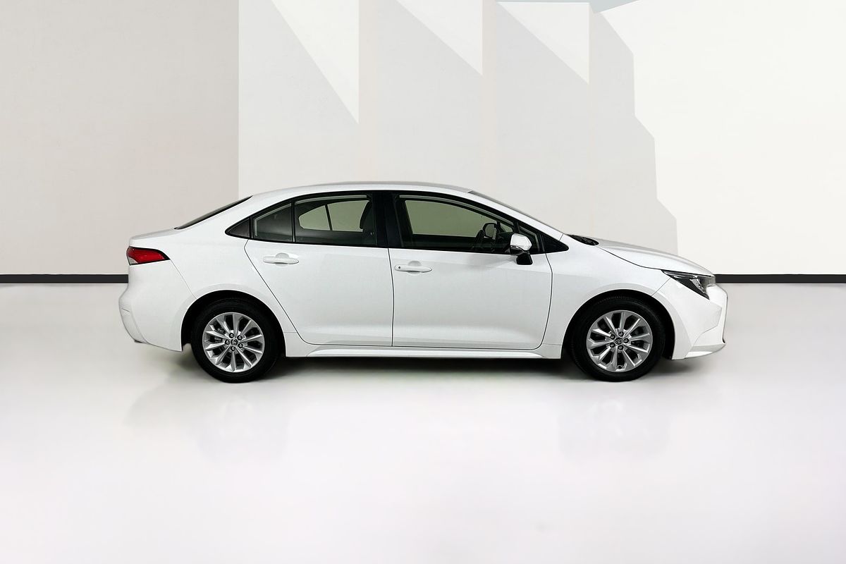 2021 Toyota COROLLA ASCENT SPORT MZEA12R