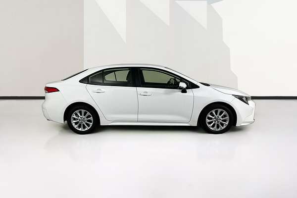 2021 Toyota COROLLA ASCENT SPORT MZEA12R