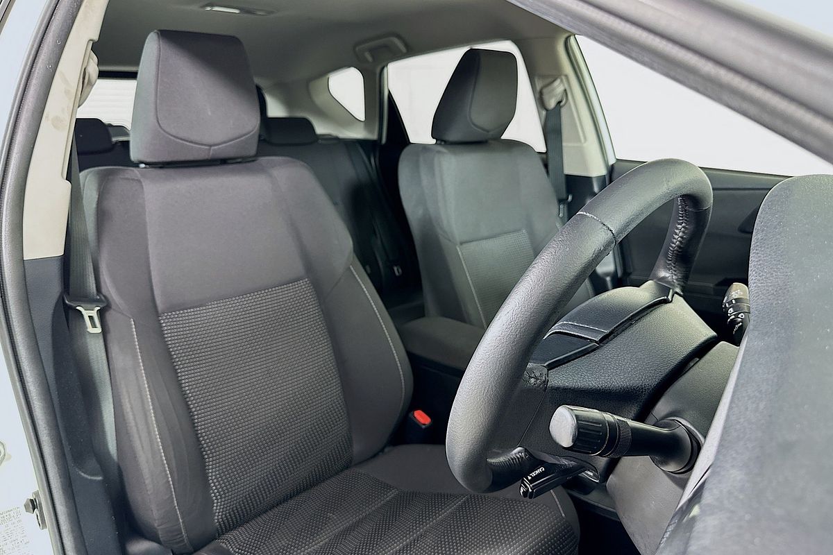 2017 Toyota COROLLA HYBRID ZWE186R MY16