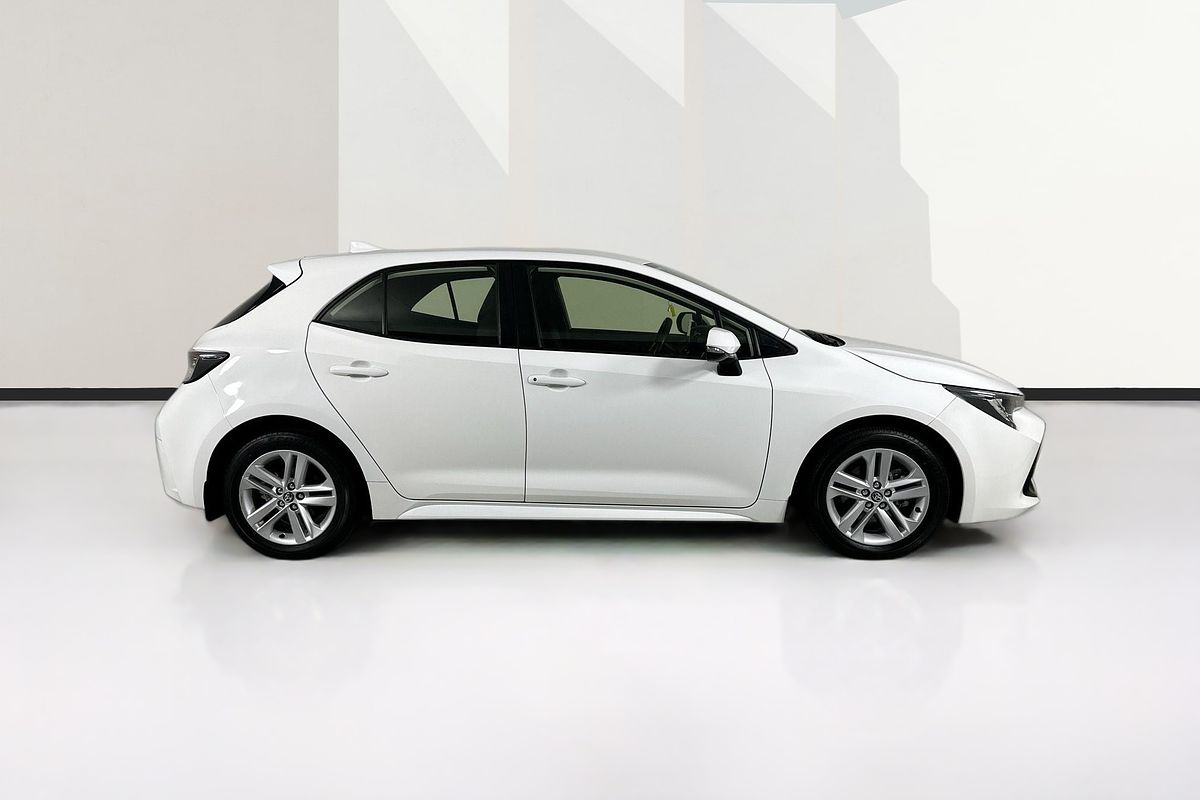 2022 Toyota COROLLA ASCENT SPORT MZEA12R