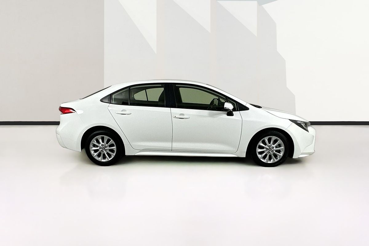 2021 Toyota COROLLA ASCENT SPORT MZEA12R