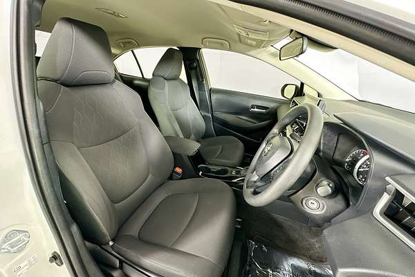 2020 Toyota COROLLA ASCENT SPORT MZEA12R