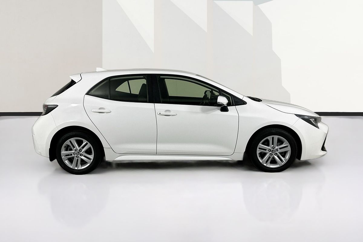 2022 Toyota COROLLA ASCENT SPORT MZEA12R