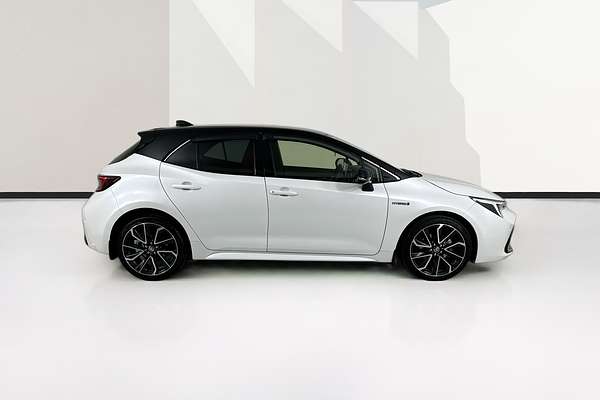 2023 Toyota COROLLA ZR HYBRID ZWE219R