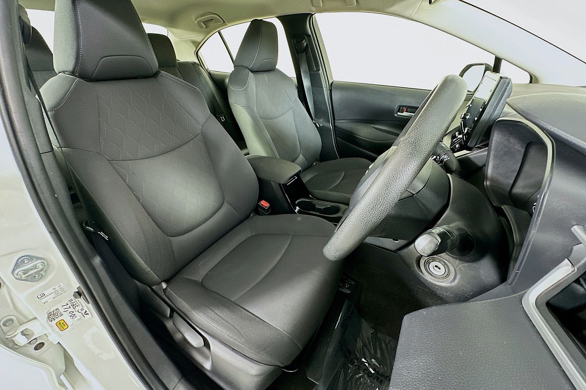 2021 Toyota COROLLA ASCENT SPORT MZEA12R