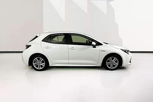 2022 Toyota COROLLA ASCENT SPORT HYBRID ZWE211R