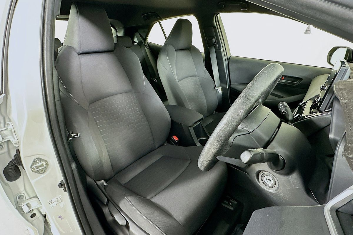 2022 Toyota COROLLA ASCENT SPORT MZEA12R