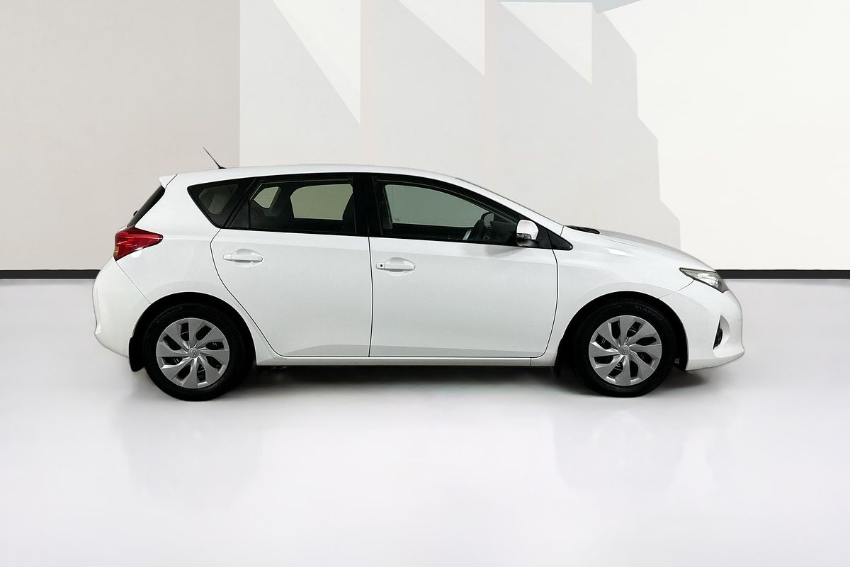 2013 Toyota COROLLA ASCENT ZRE182R