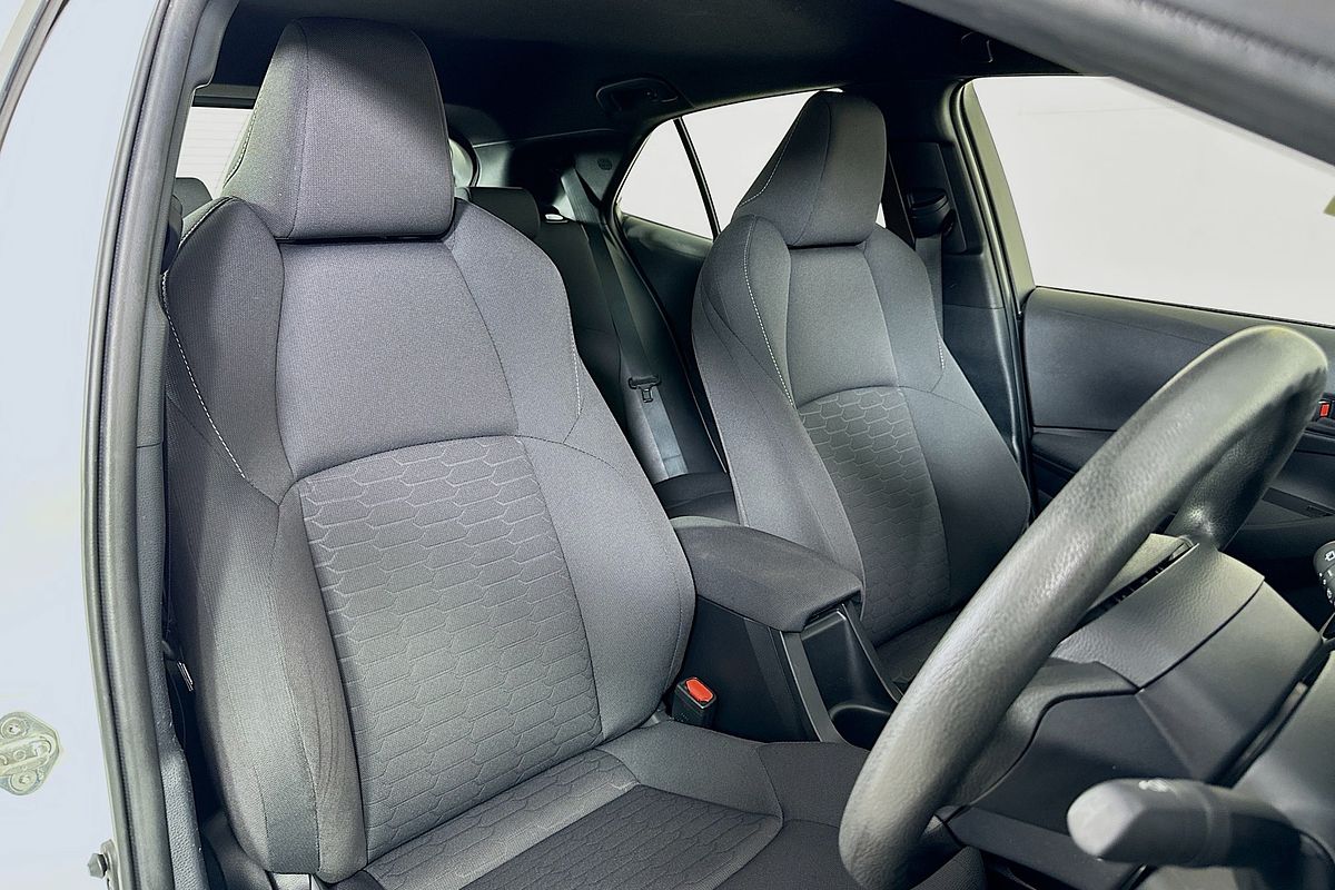 2024 Toyota COROLLA ASCENT SPORT MZEA12R