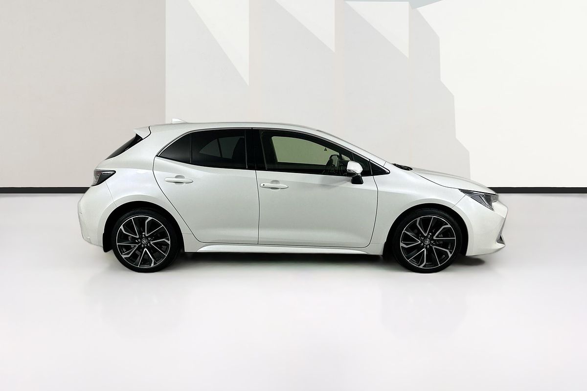 2019 Toyota COROLLA ZR MZEA12R