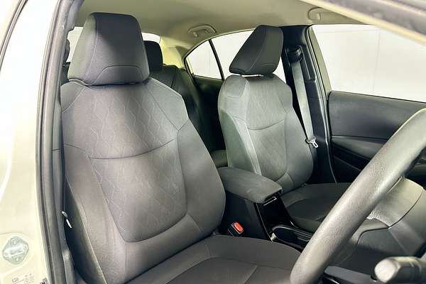 2021 Toyota COROLLA ASCENT SPORT MZEA12R