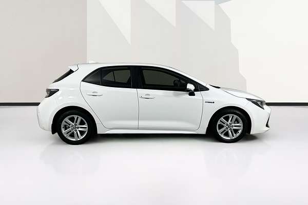 2022 Toyota COROLLA ASCENT SPORT HYBRID ZWE211R