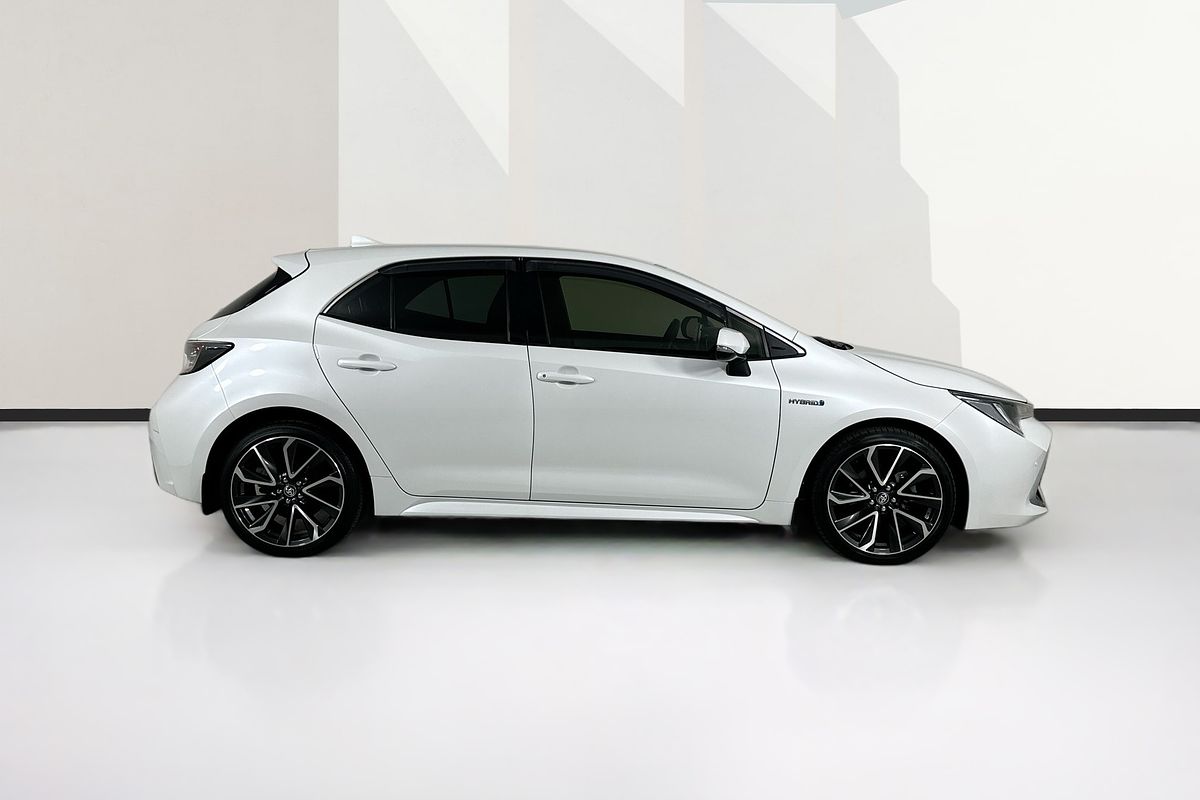 2022 Toyota COROLLA ZR HYBRID ZWE211R