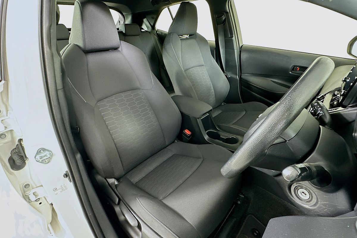 2022 Toyota COROLLA ASCENT SPORT MZEA12R