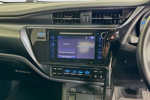 2017 Toyota COROLLA HYBRID ZWE186R MY16