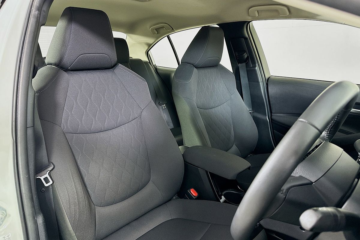 2021 Toyota COROLLA SX HYBRID ZWE211R