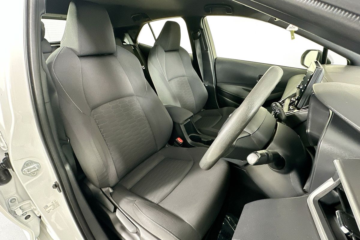 2022 Toyota COROLLA ASCENT SPORT HYBRID ZWE211R