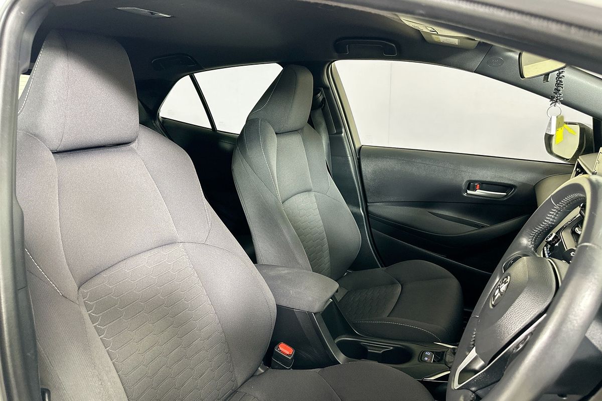 2021 Toyota COROLLA SX HYBRID ZWE211R