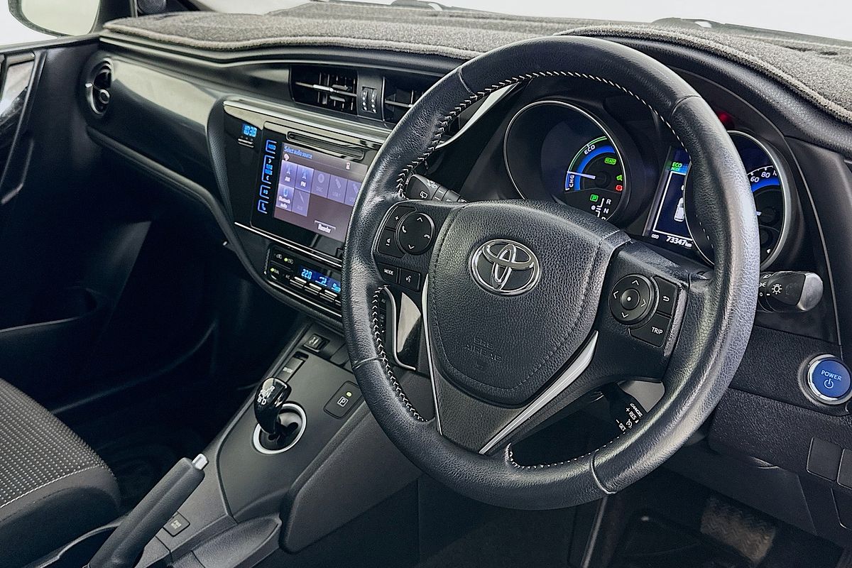 2018 Toyota COROLLA HYBRID ZWE186R MY16