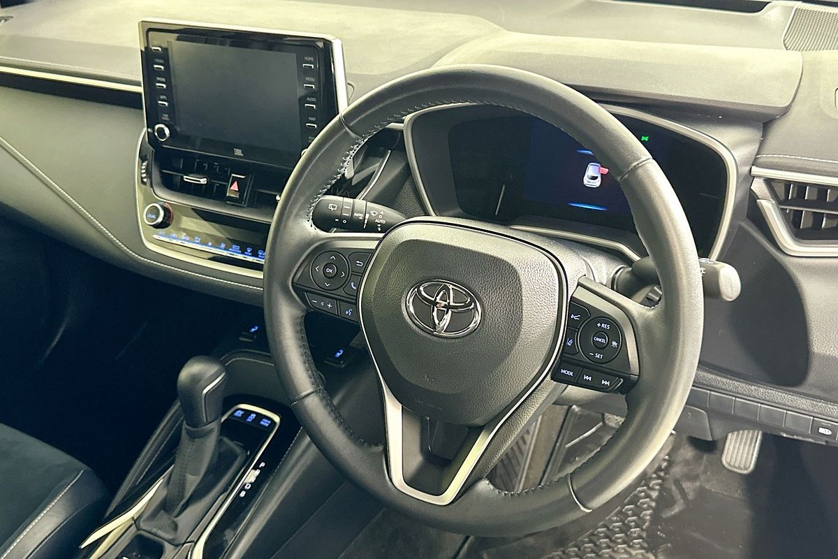 2022 Toyota COROLLA ZR HYBRID ZWE211R