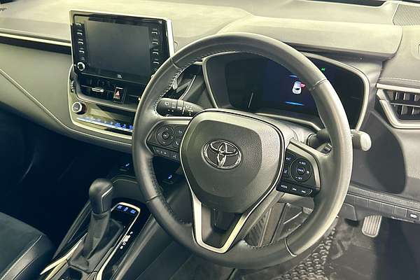 2022 Toyota COROLLA ZR HYBRID ZWE211R