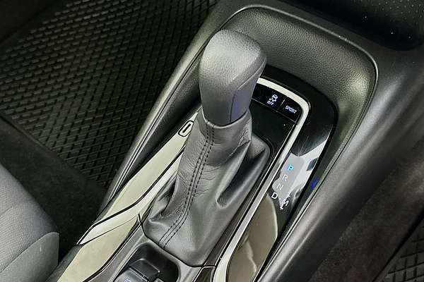 2021 Toyota COROLLA ASCENT SPORT MZEA12R