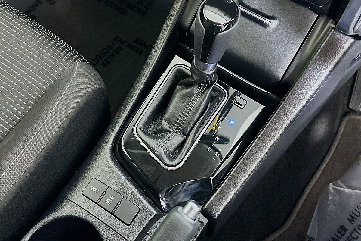 2015 Toyota COROLLA ASCENT SPORT ZRE182R