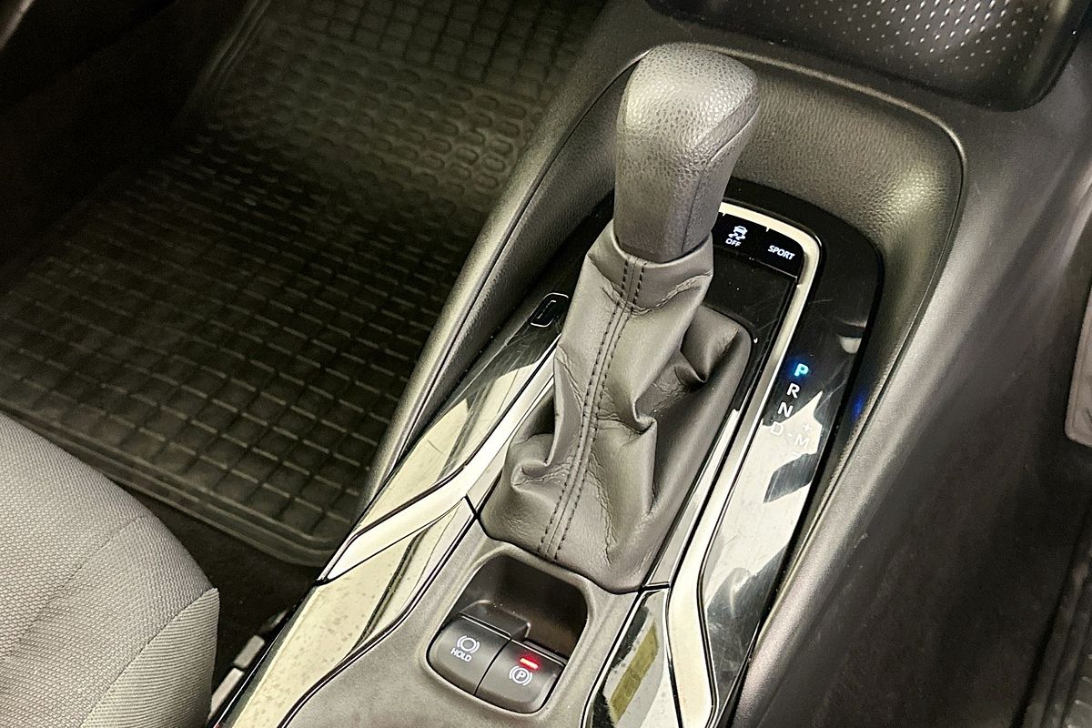 2021 Toyota COROLLA ASCENT SPORT MZEA12R