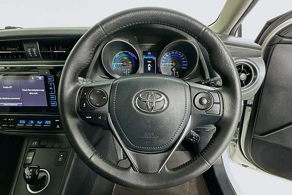 2017 Toyota COROLLA HYBRID ZWE186R MY16
