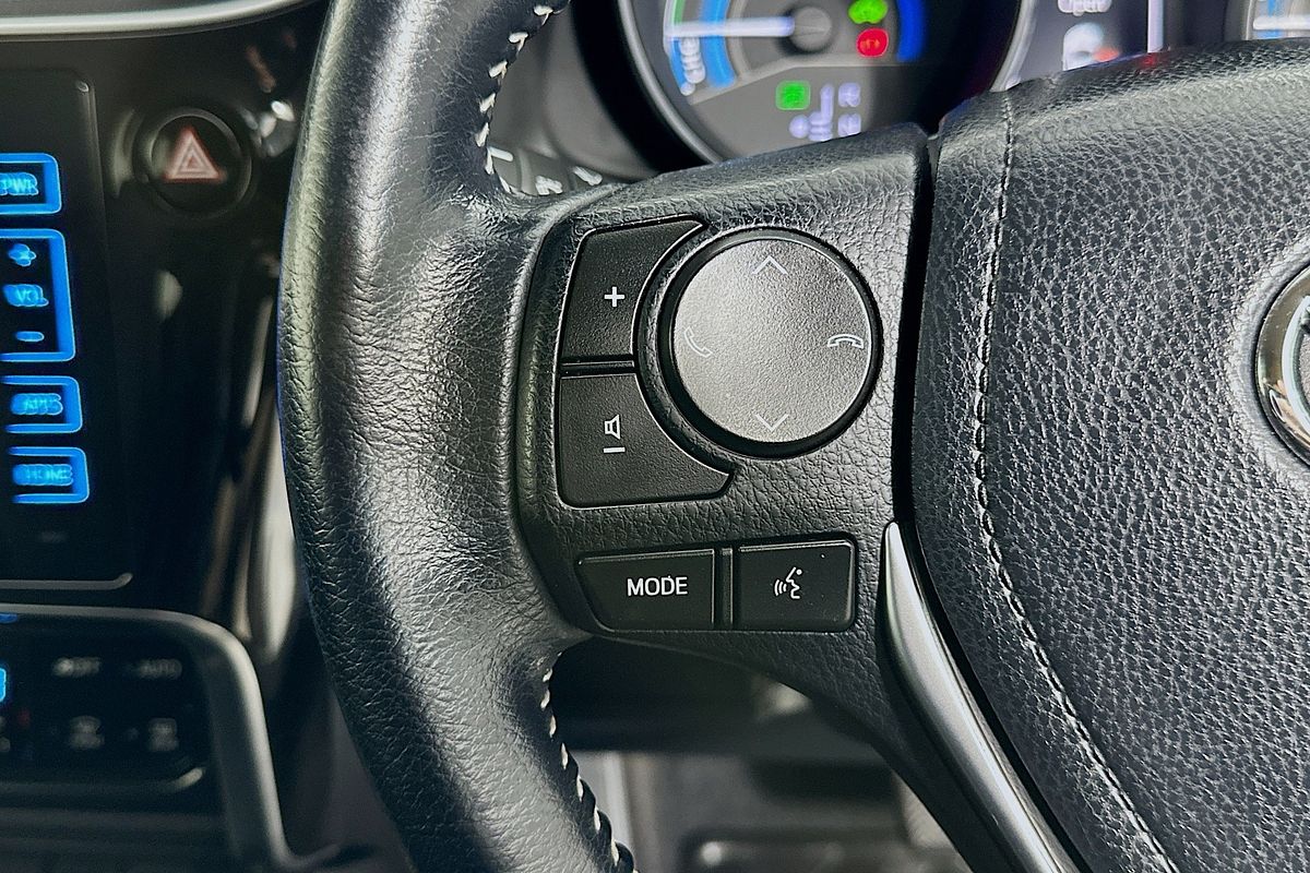 2018 Toyota COROLLA HYBRID ZWE186R MY16