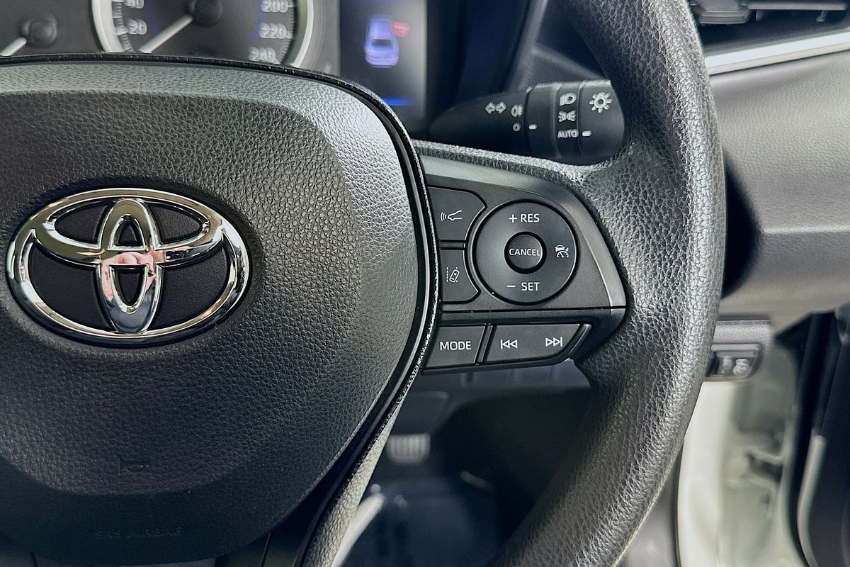 2020 Toyota COROLLA ASCENT SPORT HYBRID ZWE211R
