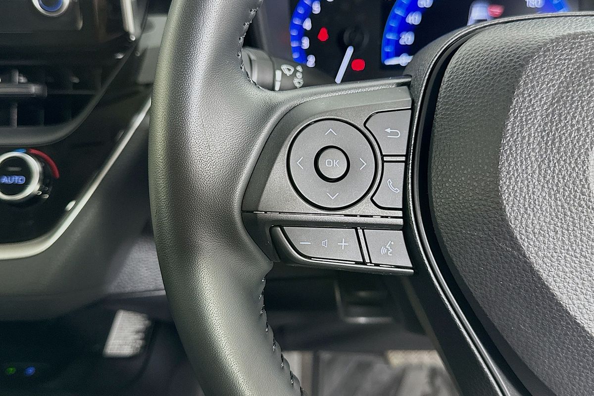 2021 Toyota COROLLA SX HYBRID ZWE211R