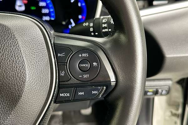 2019 Toyota COROLLA ZR HYBRID ZWE211R