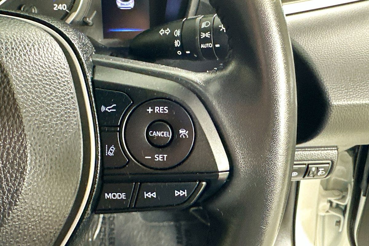 2021 Toyota COROLLA SX HYBRID ZWE211R