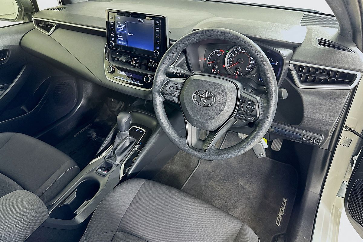 2018 Toyota COROLLA ASCENT SPORT MZEA12R