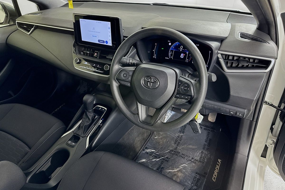 2024 Toyota COROLLA ASCENT SPORT MZEA12R