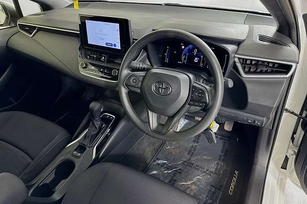 2024 Toyota COROLLA ASCENT SPORT MZEA12R