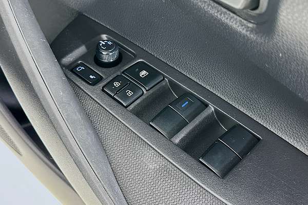 2018 Toyota COROLLA ASCENT SPORT MZEA12R