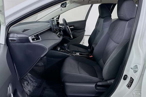 2020 Toyota Corolla Ascent Sport MZEA12R