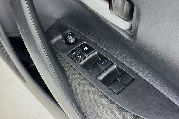 2021 Toyota COROLLA ASCENT SPORT MZEA12R