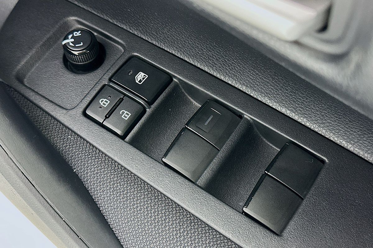 2021 Toyota COROLLA ASCENT SPORT MZEA12R