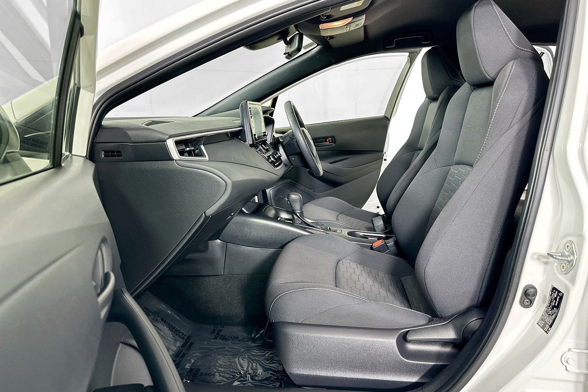 2022 Toyota COROLLA ASCENT SPORT MZEA12R