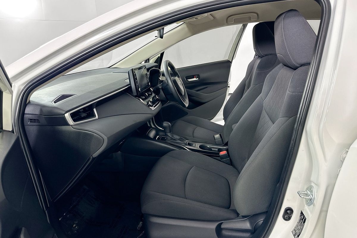 2020 Toyota COROLLA ASCENT SPORT MZEA12R