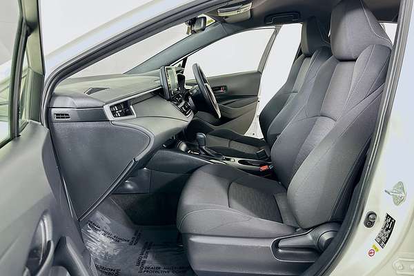 2018 Toyota COROLLA ASCENT SPORT MZEA12R