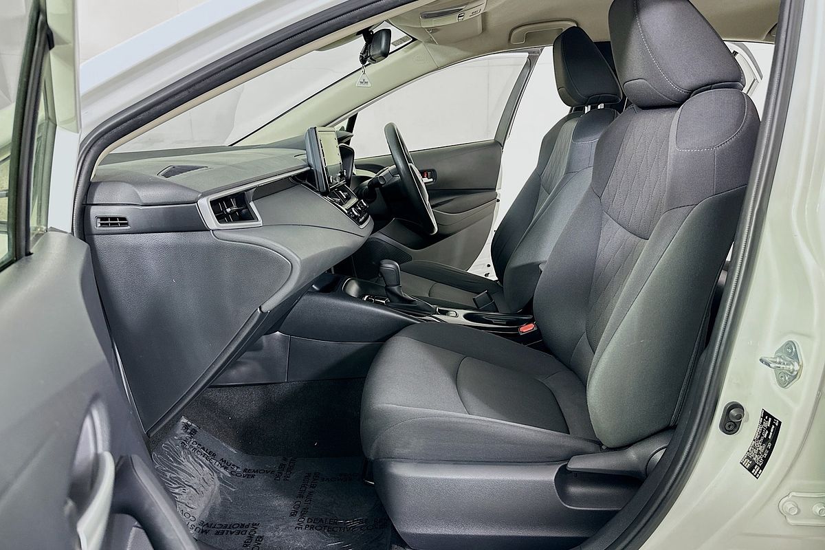 2021 Toyota COROLLA ASCENT SPORT MZEA12R